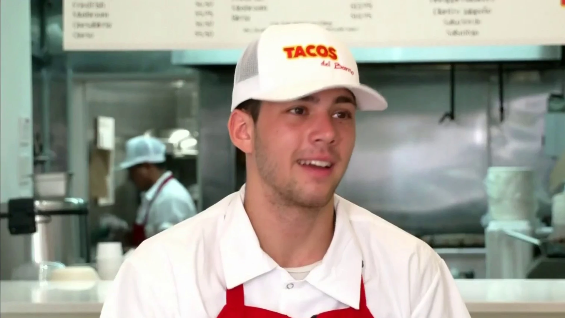 Recién graduado consigue triunfar en Nueva York con un negocio de tacos