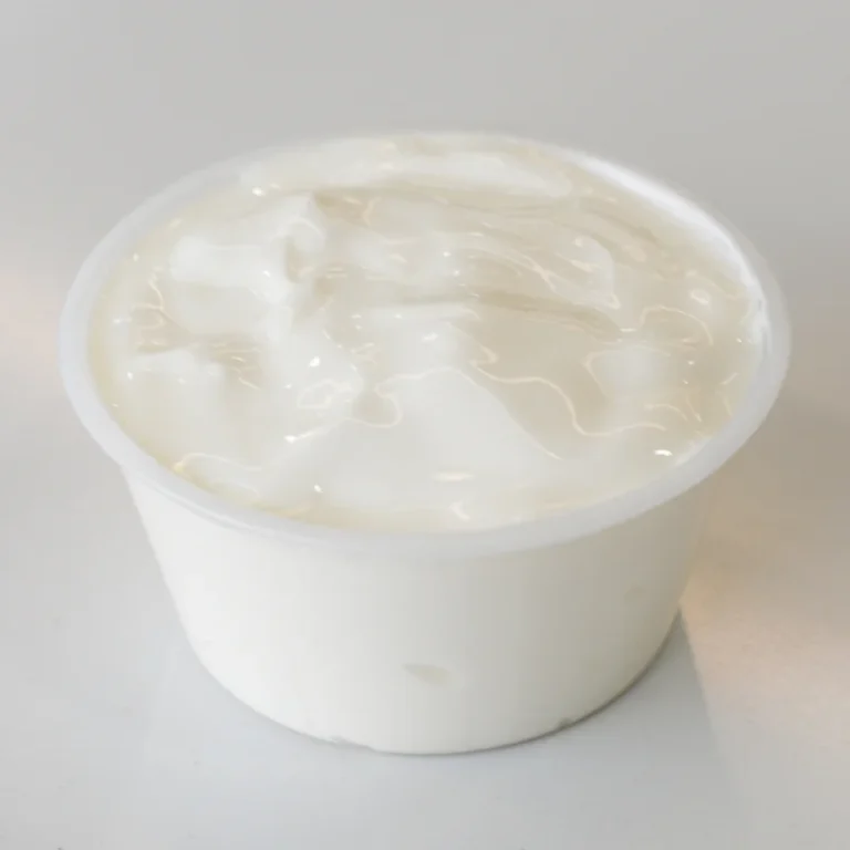 Crema (Sour Cream)